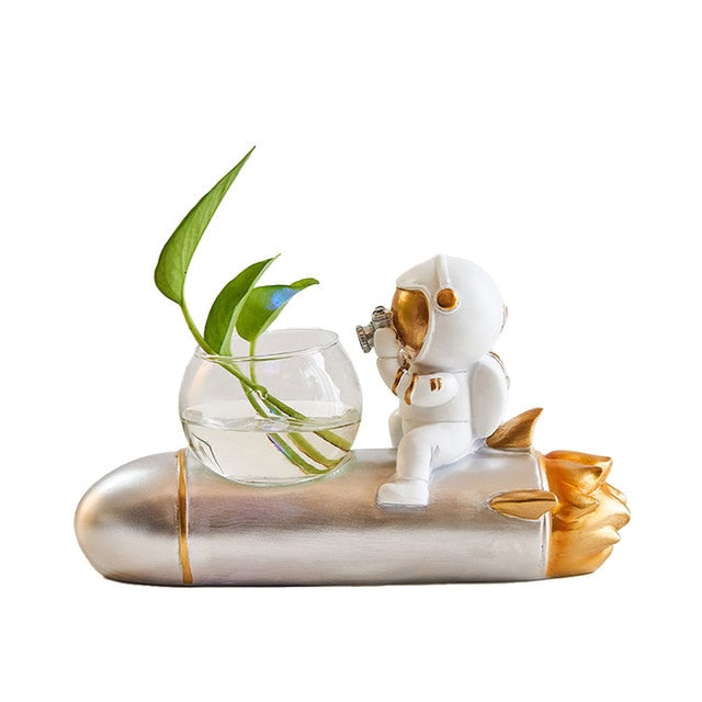 Nordic Astronaut Resin Ornaments